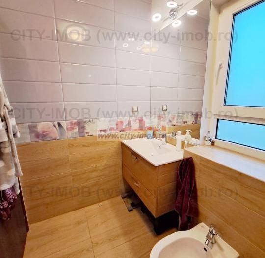 Inchiriere Apartament 3 camere Baneasa cu Parcare subterana - Poză 17