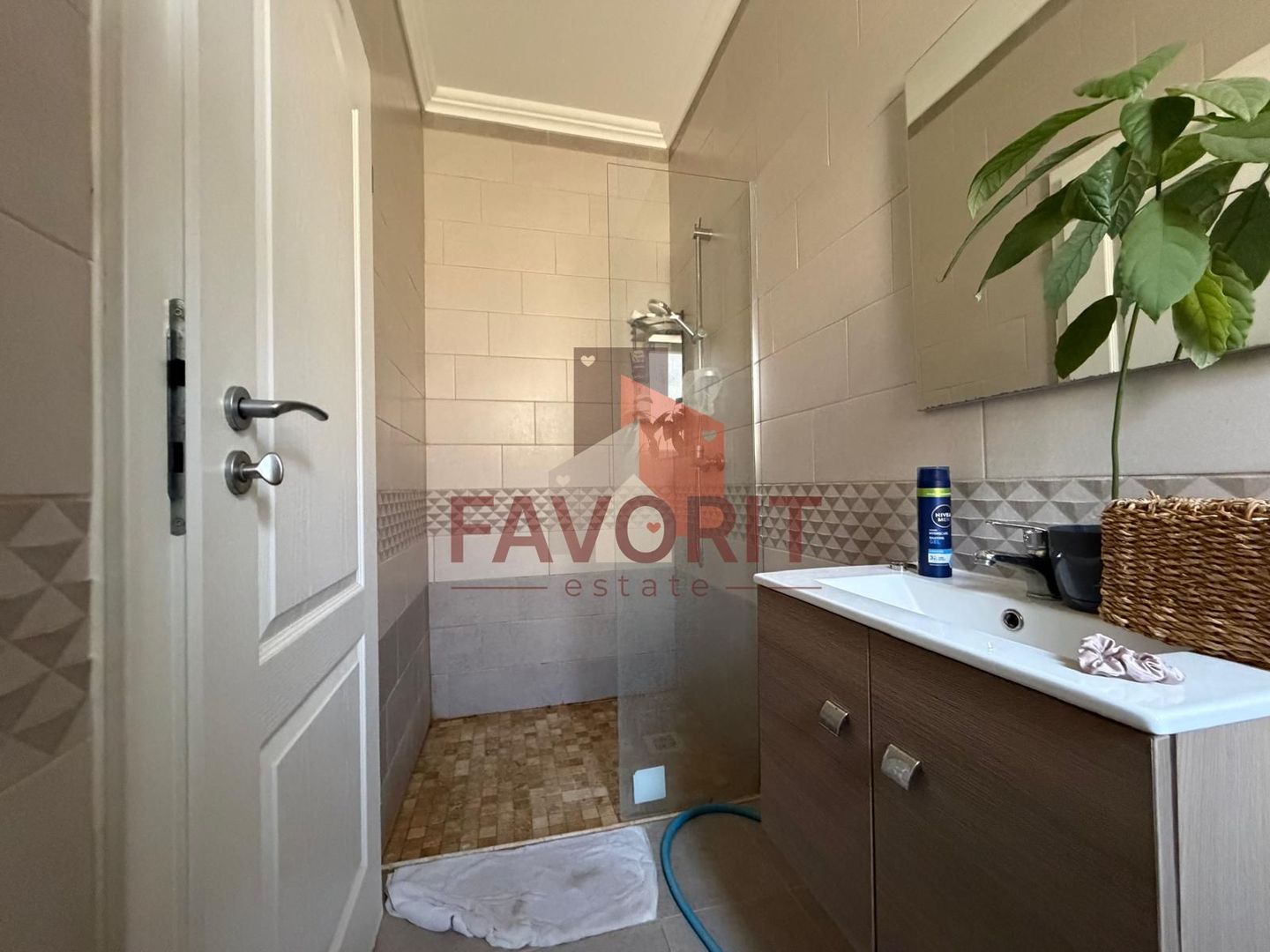 Duplex | 3 camere | Mobilat | Parter | Carport | Curte generoasa | - Poză 12