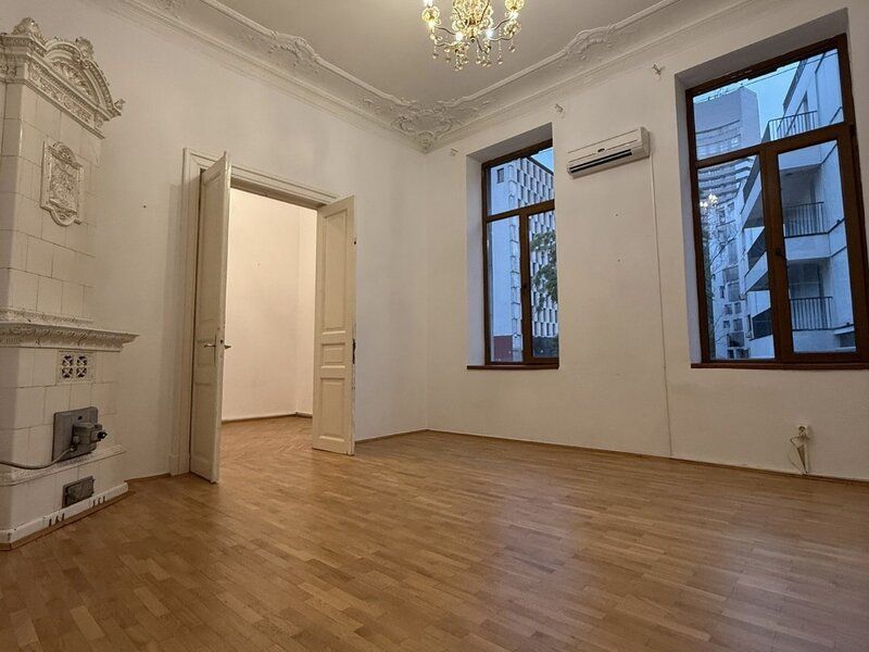 Apartament cu doua camere destinat spatiului de birou, Universitate - Poză 1