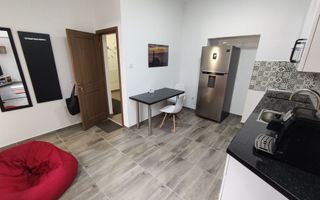 Investiție 3 Apartamente finisate modern în zona centrală - Poză 4
