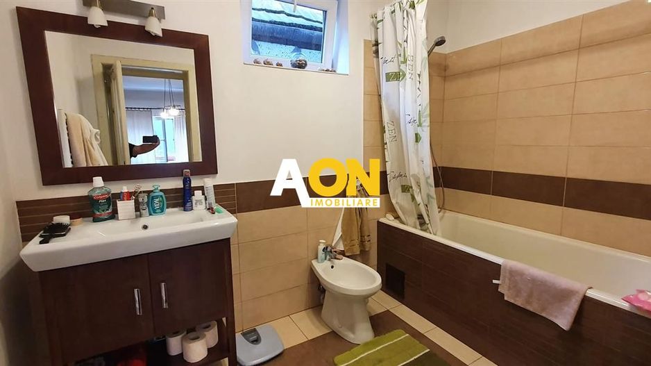 Casa 3 camere, 1259 mp teren, zona Centru - Poză 13