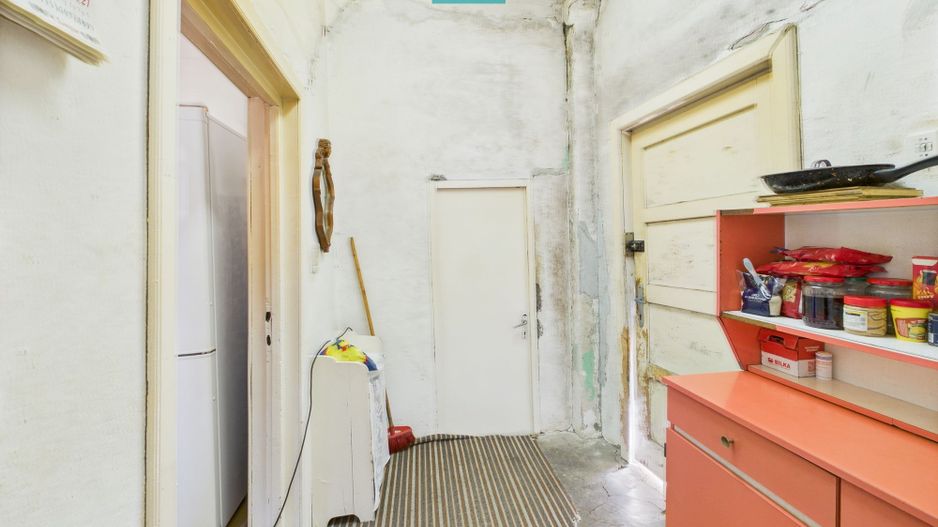 Case de vânzare cu teren generos - Alfa - Poză 8