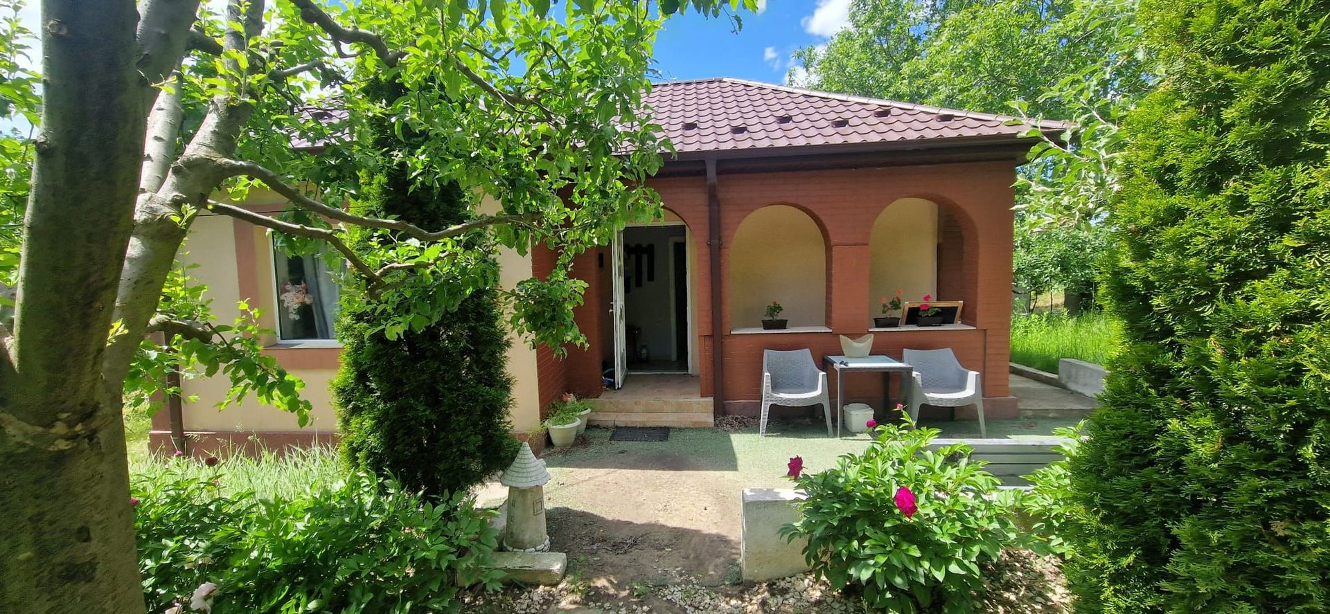 Casa tip duplex 60 mp/ 435 mp teren + anexa Aroneanu 85000 euro - Poză 1