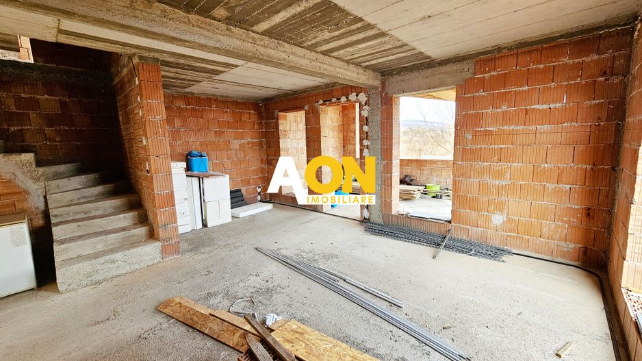 Casa la rosu, 4 camere, 3 bai, 339 mp teren, zona Valea Popii - Poză 9