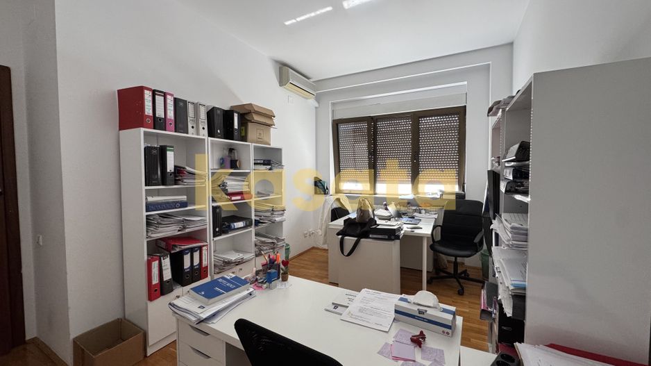 4 Camere | Primăverii | 2 Băi | Etaj 2 | Living Generos - Poză 4