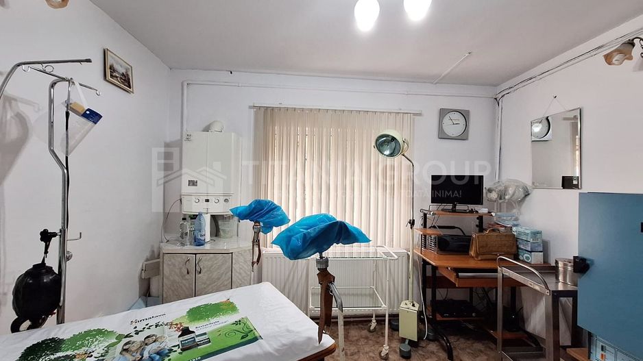 Spatiu pretabil cabinet medical - Poză 5