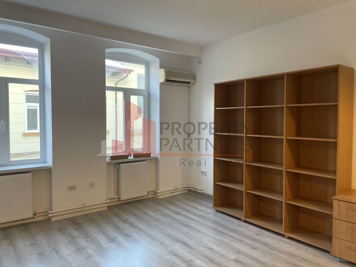 Spatii de birou Premier Business Center - Poză 2