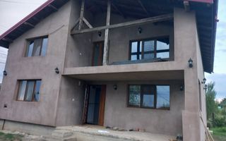 Casa din caramida,parter si mansarda,vind - Poză 1