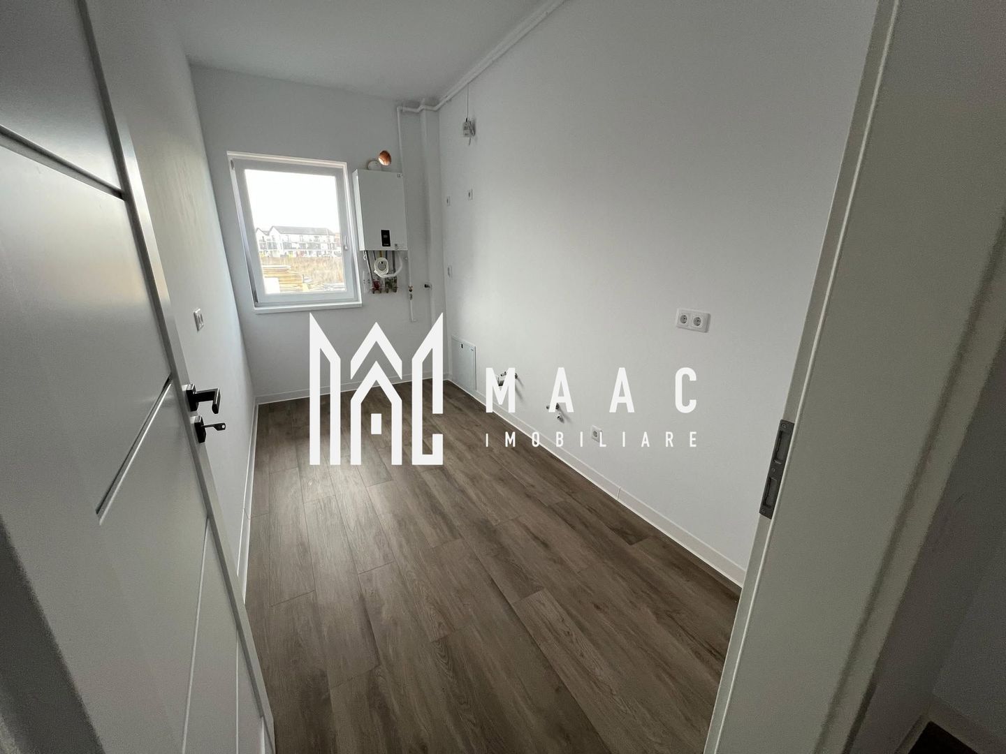 Studio 40 mp | Etaj 3 | Loc de parcare - Poză 2