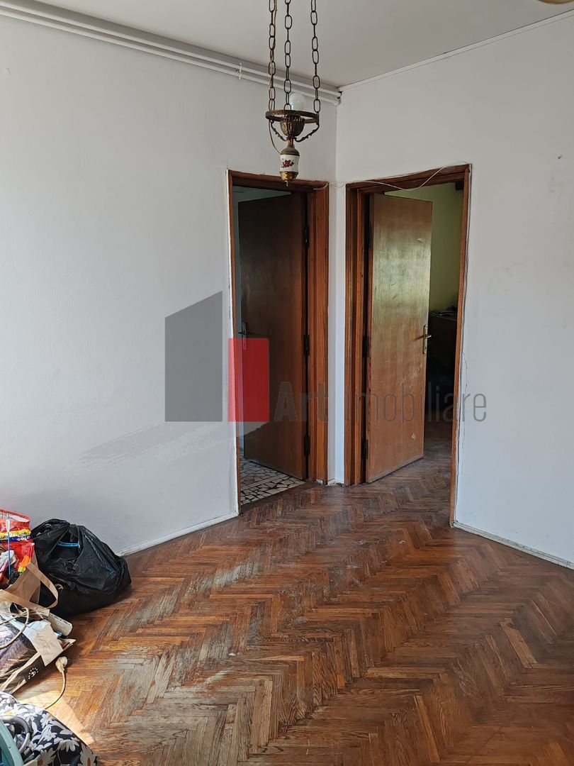 Apartament 3 camere + camera supliemntara, garaj si boxa Cotroceni - Poză 9