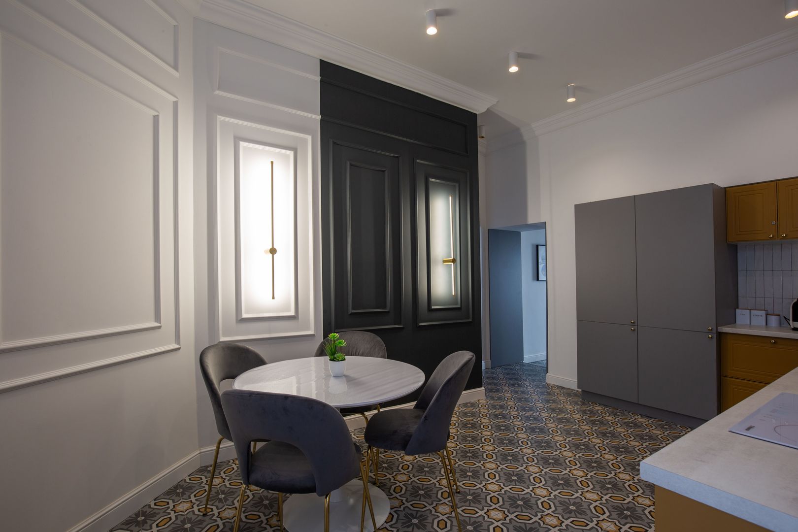 Apartament 2 camere, ultracentral, priveliste Parc 1 Decembrie. - Poză 14