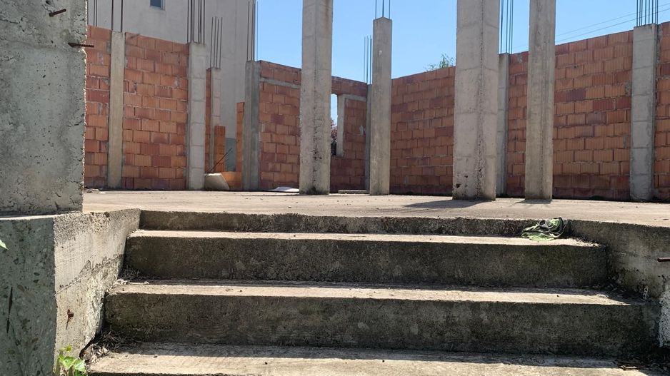 Imobil in constructie D+P+2E pe Rebreanu - Poză 1