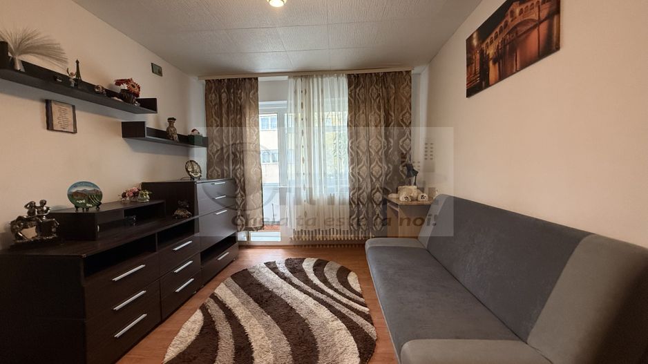 2 CAMERE TATARASI SCOALA 4 IONET TEODOREANU , GEAM LA BAIE, CENTRALA. - Poză 12