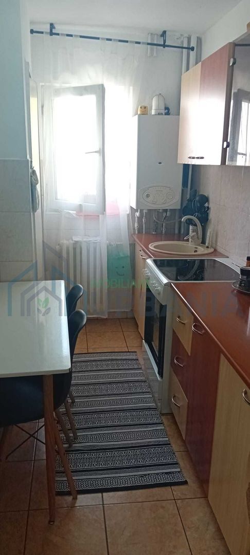 Apartament 2 camere, zona Alexandru cel Bun, etaj 3, 41 mp util - Poză 4