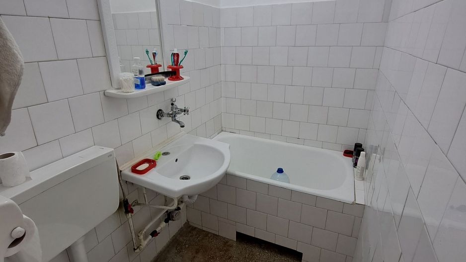 Apartament 2 camere etaj 3 40 m² Lunca Calnicului - Poză 7