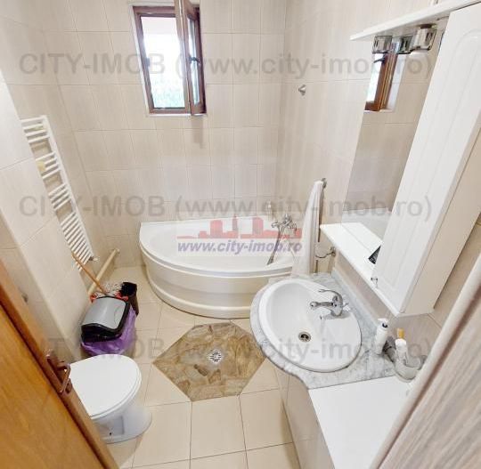 Vanzare casa / vila cu  7 camere  in Oras Otopeni , jud Ilfov - Poză 37