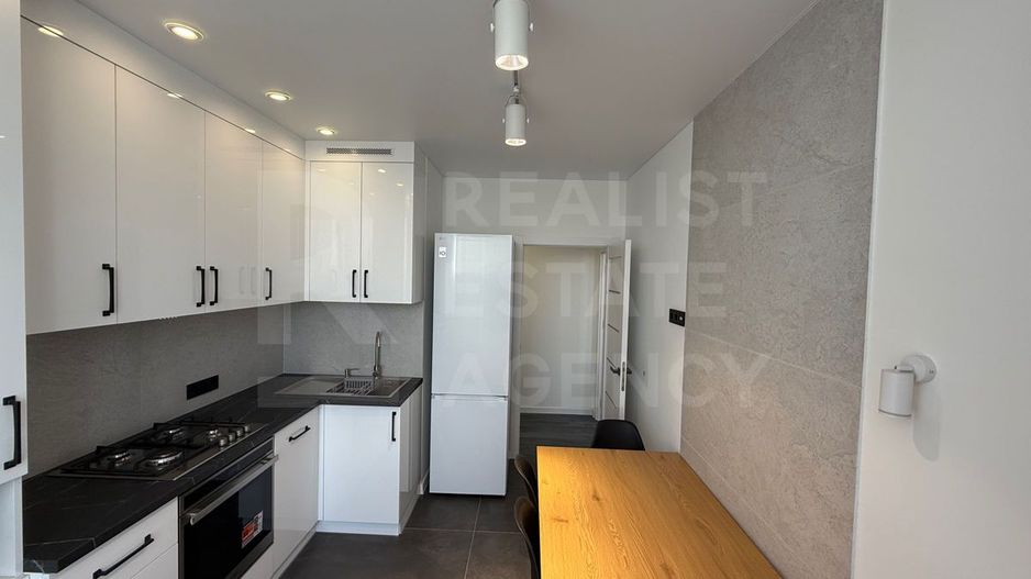 Chirie, apartament, 2 camere, str. Nicolae Testemitanu, Botanica - Poză 4