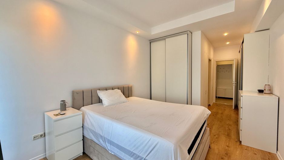 COSMOPOLIS - Apartament cu 3 camere, mobilat si utilat + 2 parcari - Poză 6