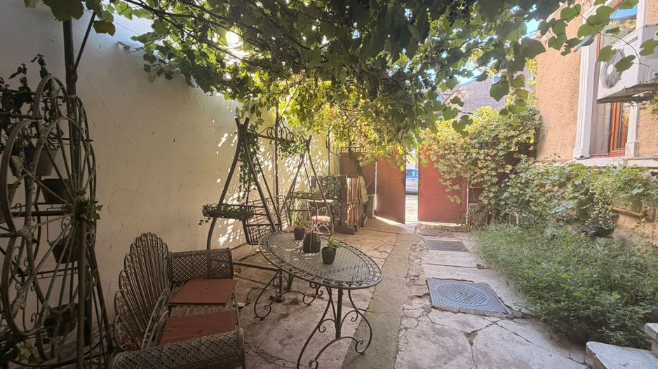 Apartament 5 camere  in vila - Zona Armeneasca - Poză 15