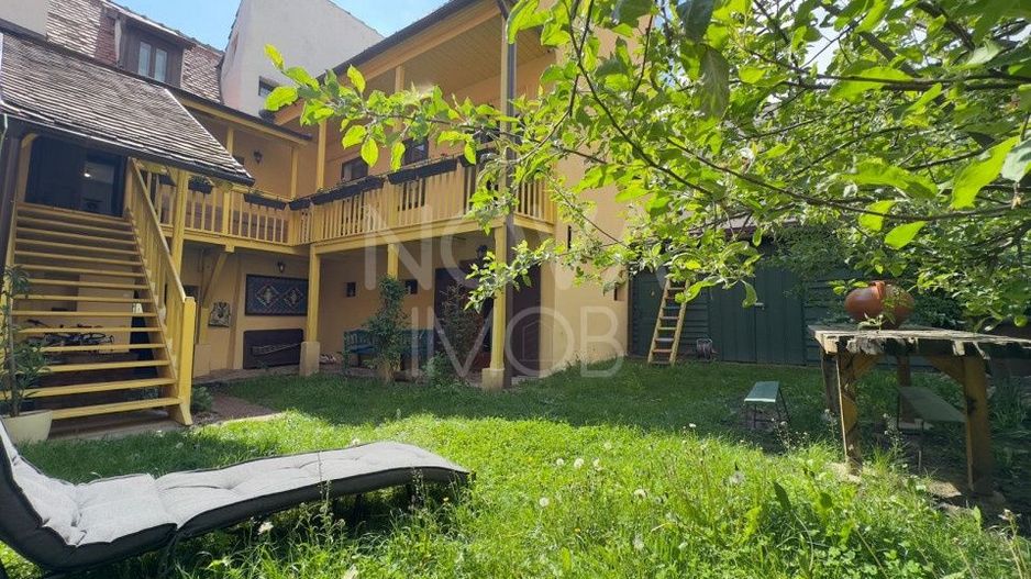 CASA INDIVIDUALA IN CENTRUL ISTORIC AL SIBIULUI - Poză 26