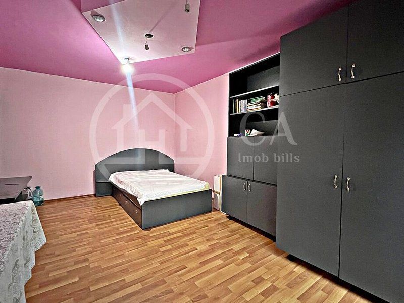 Apartament cu 3 camere de vanzare in zona Rogerius, Oradea - Poză 9