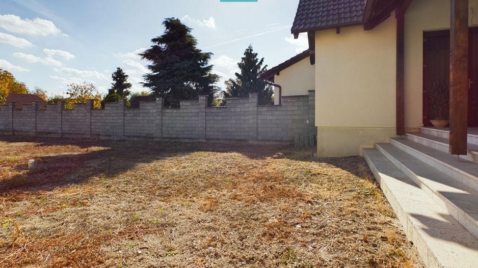 Vilă la sol cu 3 camere în Pârneava - Poză 23