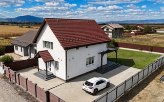 Casă individuală 4 camere | 648 mp teren | Sânpetru - Poză 2