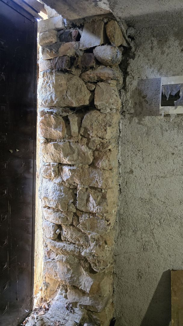 🏡 Casă accesibilă cu priveliște frumoasă în Reșița! - Poză 11