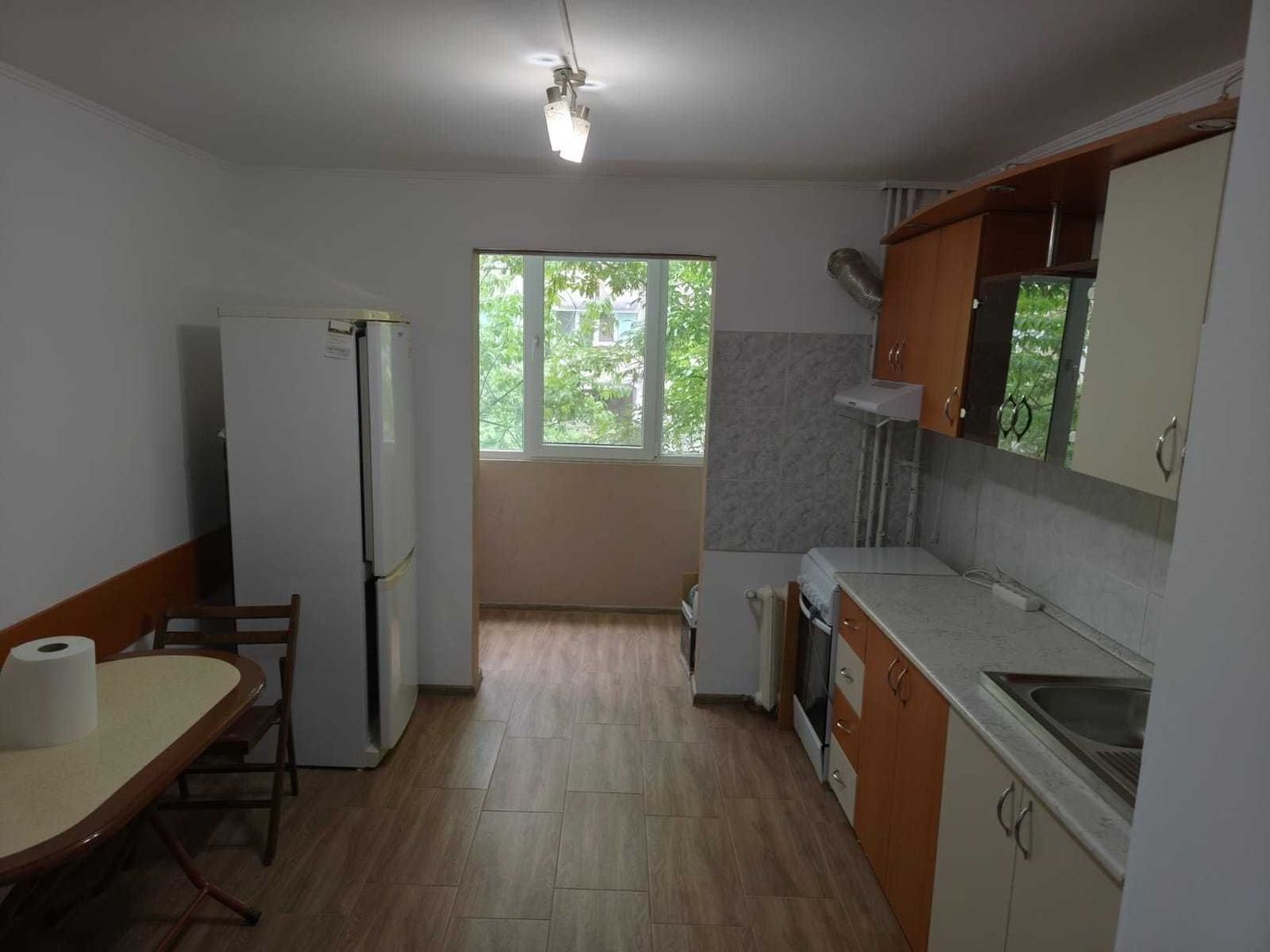 Apartament 2 camere de inchiriat , renovat recent, etaj 1, Gorjului - Poză 4