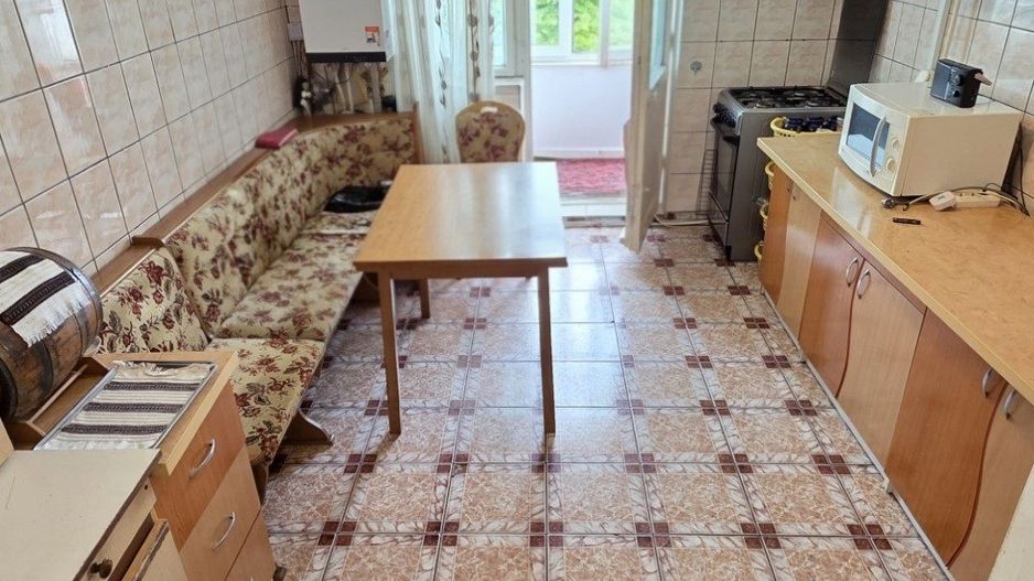 Apartament cu 4 camere, SC -133 mp, etaj 3, VASLUI - zona TRAIAN - ITM; - Poză 5