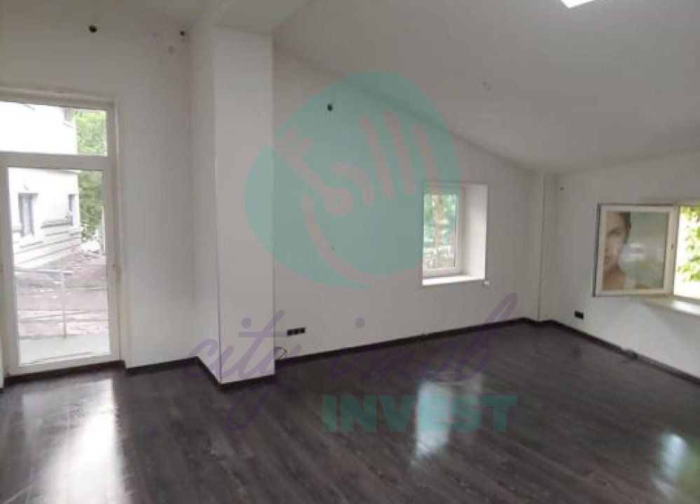 Casa consolidata in anul 2003 - spatiu comercial - Poză 5