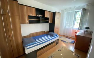 3 camere langa  Medicina -CENTRALA PROPRIE - Poză 4