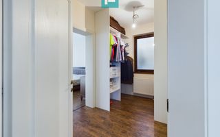 Vilă la sol cu 3 camere în Pârneava - Poză 15