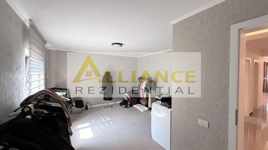Casa Individuala - 5 camere - 3 bai - 450mp teren - Poză 23