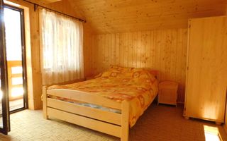 Casă de vacanta de vanzare, in Marisel, langa Cabana Motilor - Poză 12