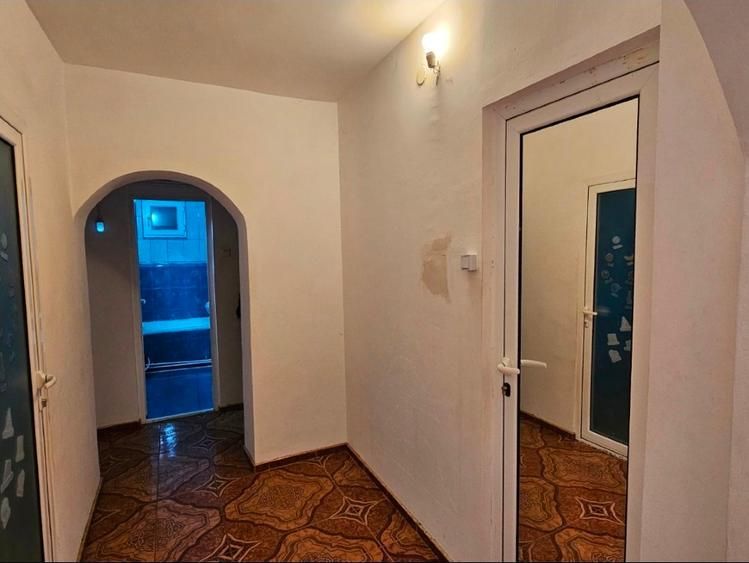 Apartament 4 camere, etaj 1 , Micro 18 - Poză 10
