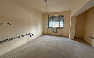 De vanzare Apartament 1 Camera Zona Buna/Baie/Bucatarie Renovate - Poză 2