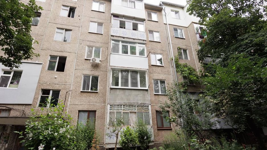Vânzare, apartament, 2 camere, strada Hristo Botev , Botanica - Poză 1