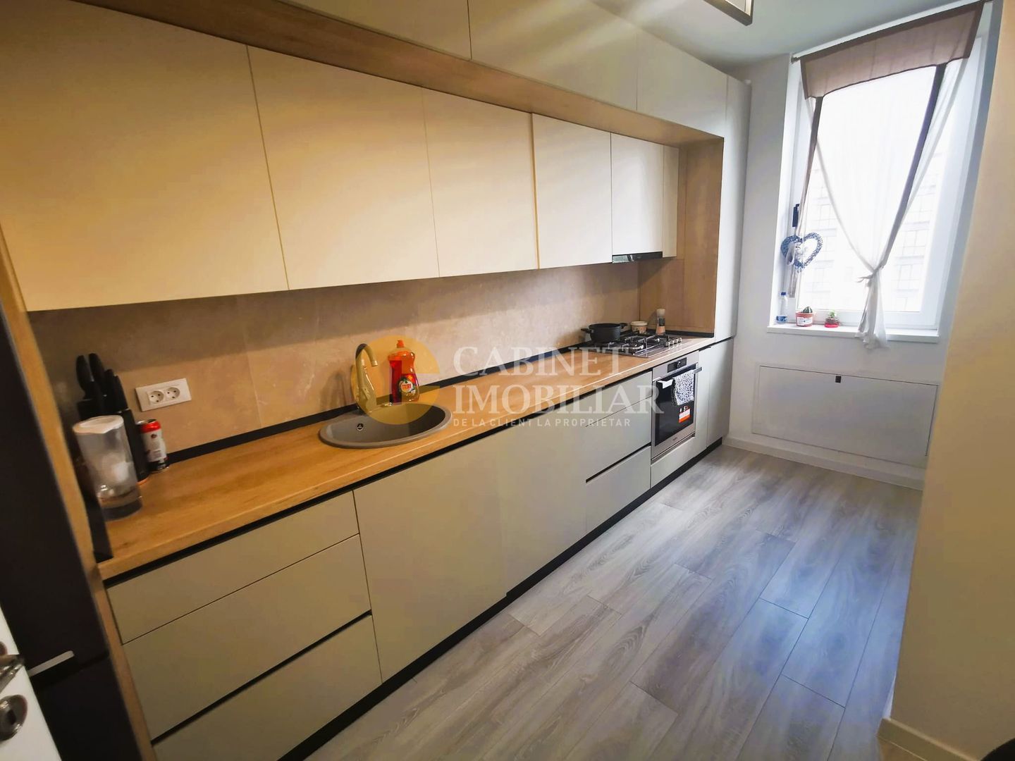 2 camere decomandat | mobilat&utilat | ETAJ intermediar | zona Visoianu - Poză 8