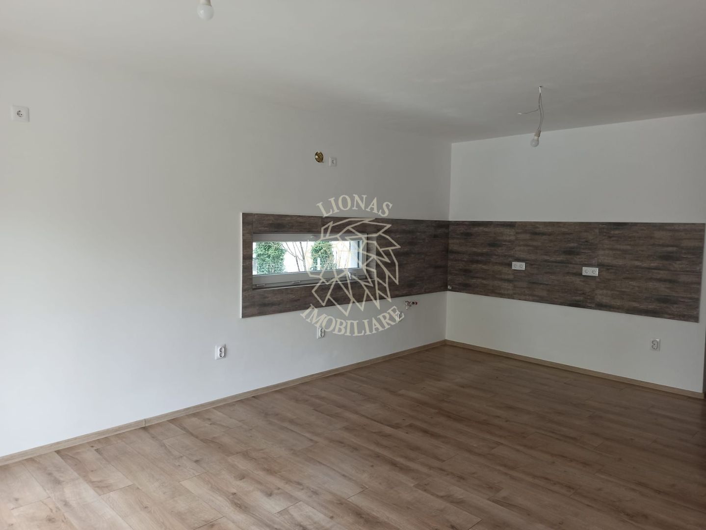 Apartament Nou 4 camere 82 mp-balcon-parcare-Zona Libertatii - Poză 2