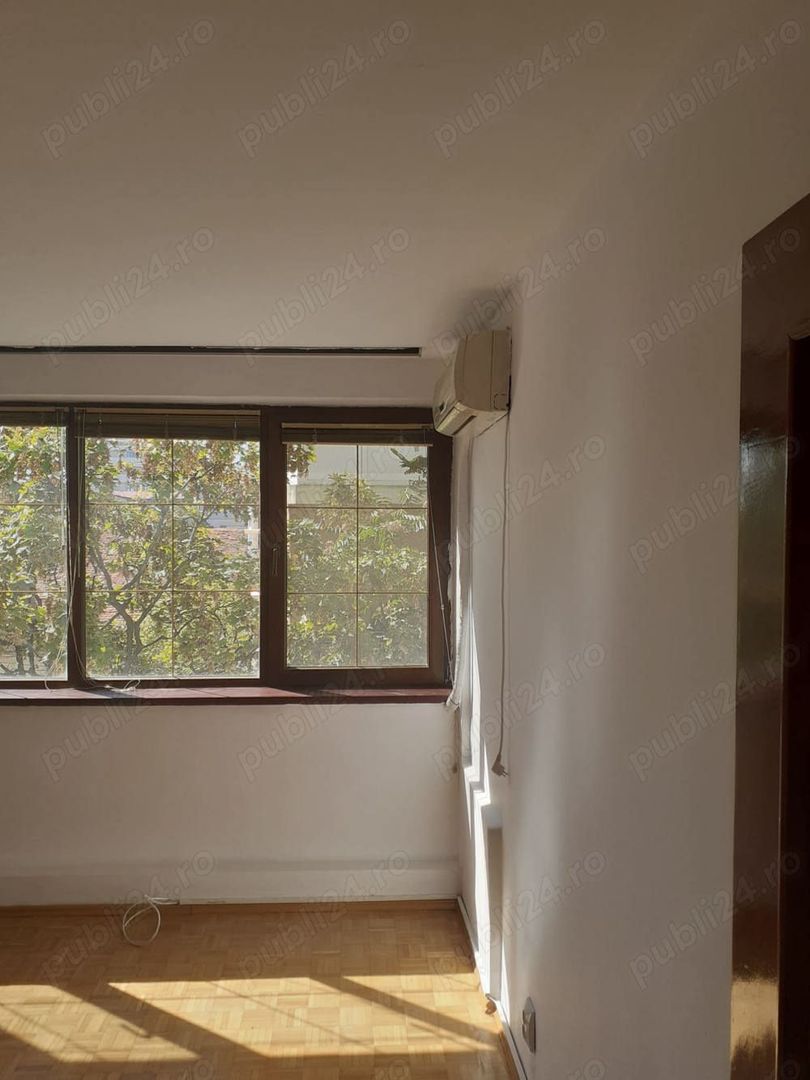 Apartament 3 camere de vanzare pe Bd. Dimitrie Cantemir - Poză 1