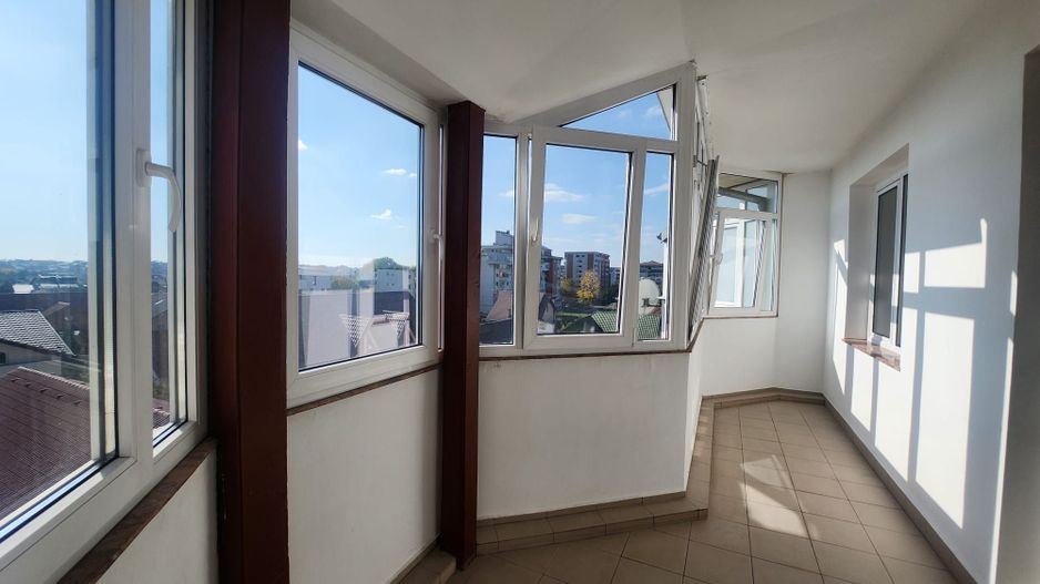 Apartament de vanzare Gh. Doja pe 3 nivele - Pitesti - Poză 9