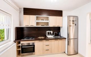 Apartament cu 3 camere | Spitalul Judetean - Poză 9