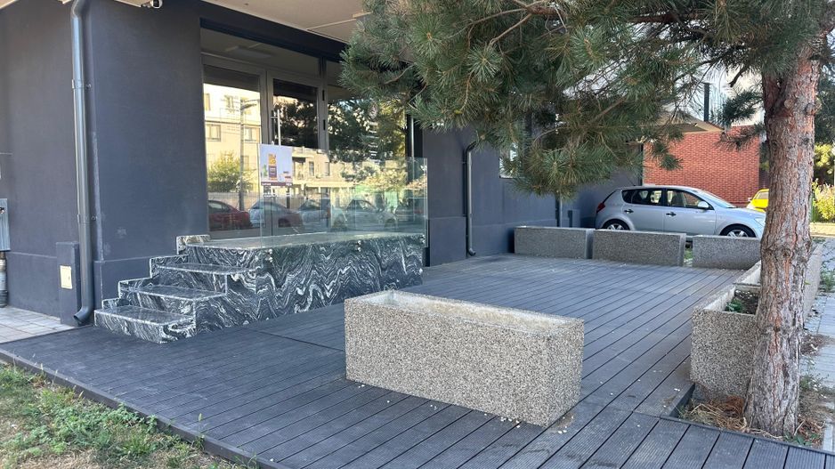 Spatiu Comercial + Terasa 23 August Otopeni Cafeanea Barbershop Birou - Poză 9