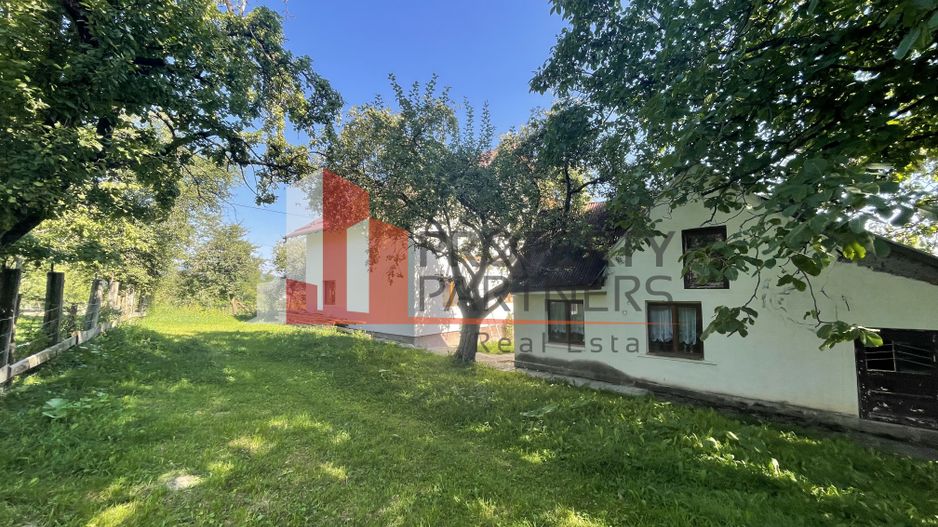 Casa Batraneasca Reconditionata Tohanita Bran 2300 mp Teren - Poză 8