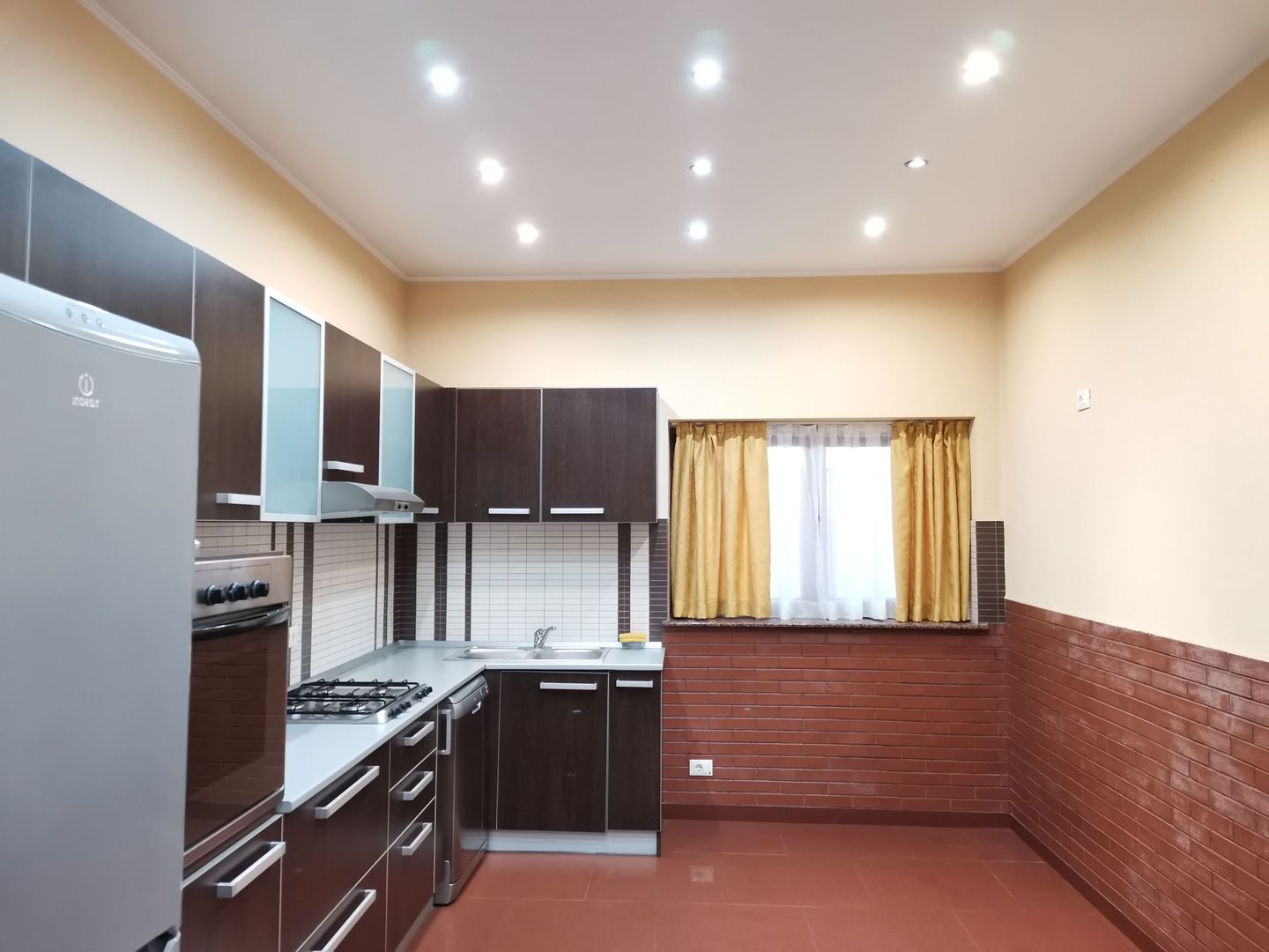 Vila str Garlei cu garaj dublu - Poză 9