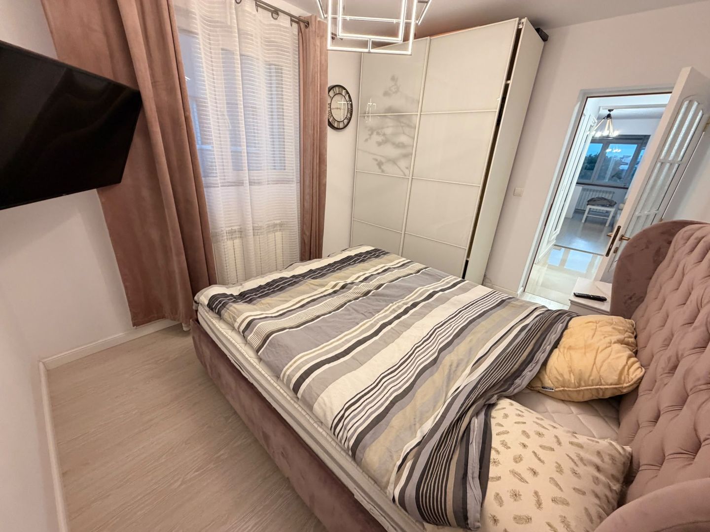 Apartament 2 camere de închiriat | Metrou Păcii | Loc de parcare la liber - Poză 12