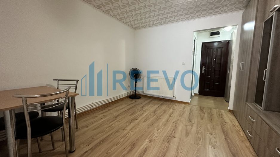 Garsonieră de vânzare în Buhuși - Poză 7