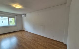 Inchiriere vila 5 dormitoare S + P + 1E + M zona Erou Iancu Nicolae - Poză 17