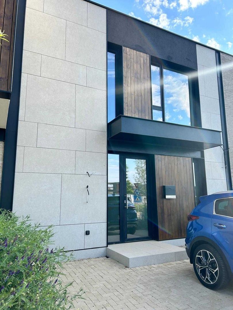 Casa de vanzare 3 camere Amber Forest Tunari - Poză 1